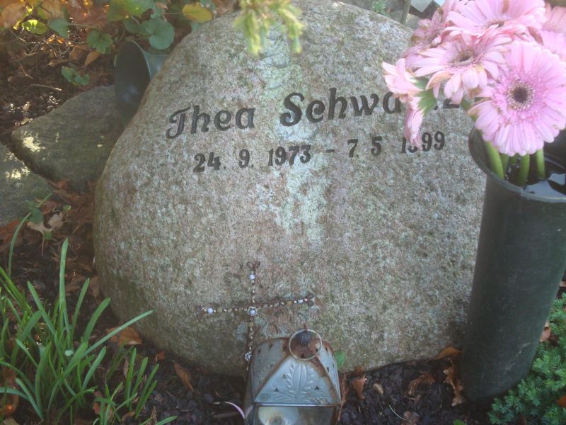 Thea Schwartz.JPG